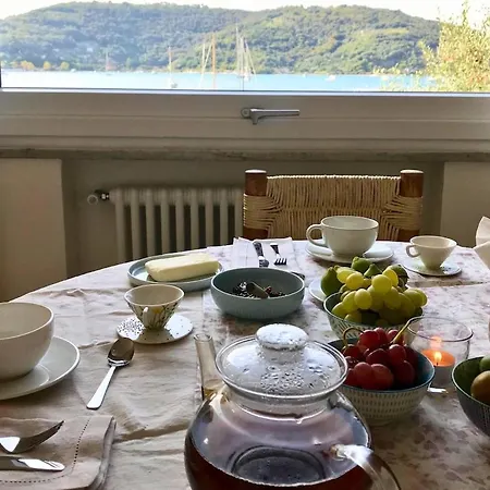 Villa Claudia - 1 Minute Walk To *