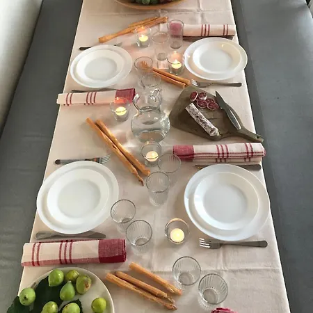Villa Claudia - 1 Minute Walk To *