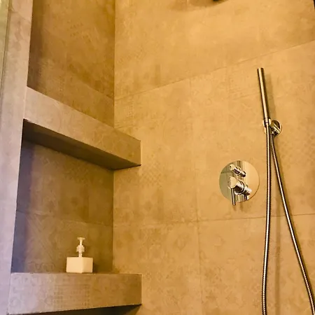 Villa Claudia - 1 Minute Walk To Porto Venere