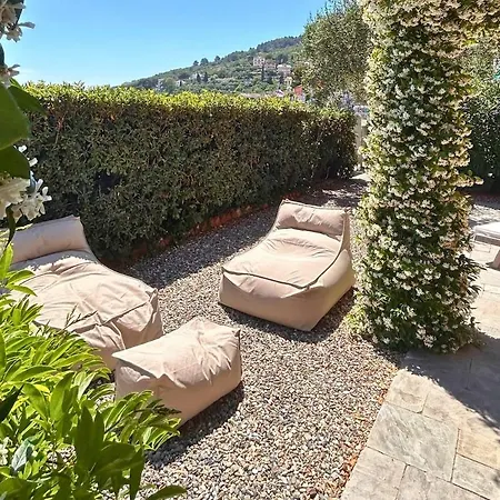 Claudia - 1 Minute Walk To Villa *