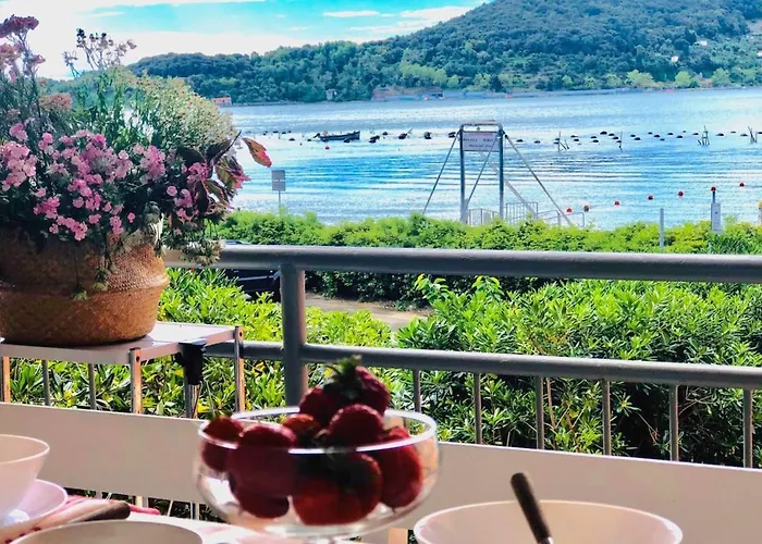 Villa Claudia - 1 Minute Walk To