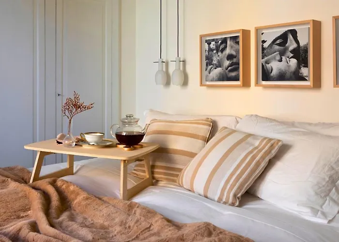 Villa Claudia - 1 Minute Walk To