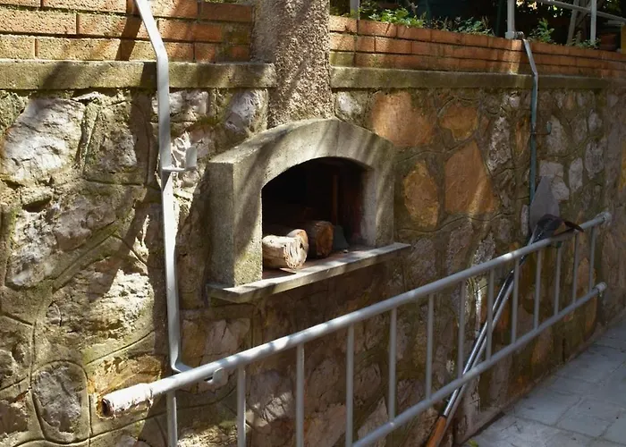 Villa Claudia - 1 Minute Walk To Porto Venere